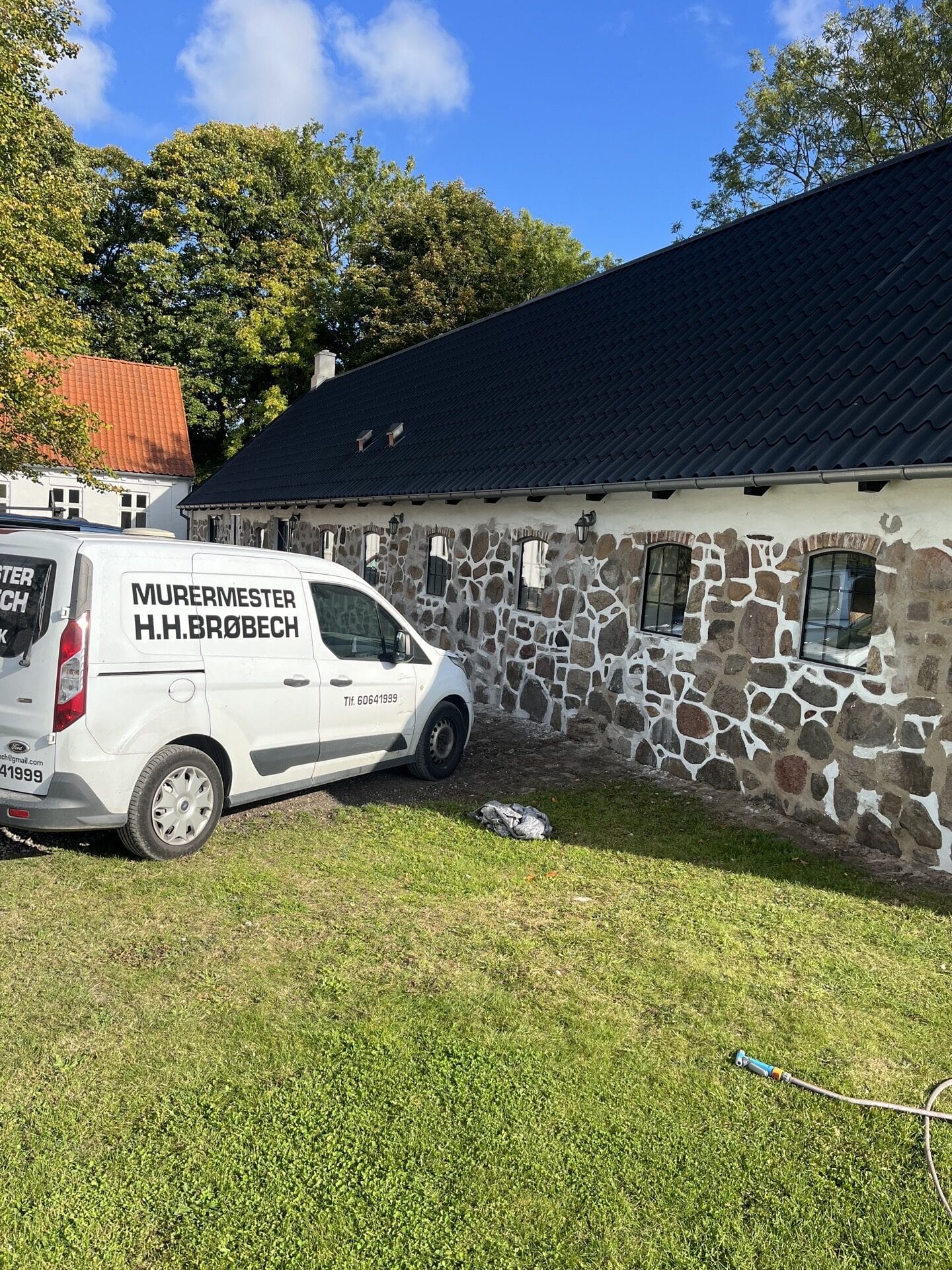 Reparation of væg og fuger